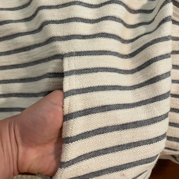 Banks journal striped sweatshirt with pockets large - Picture 2 of 3